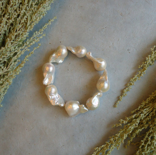 Large Baroque Pearl Bracelet